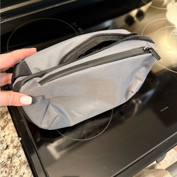 Brand new with tags - TravisMathew Approach Case - Picture 6 of 8